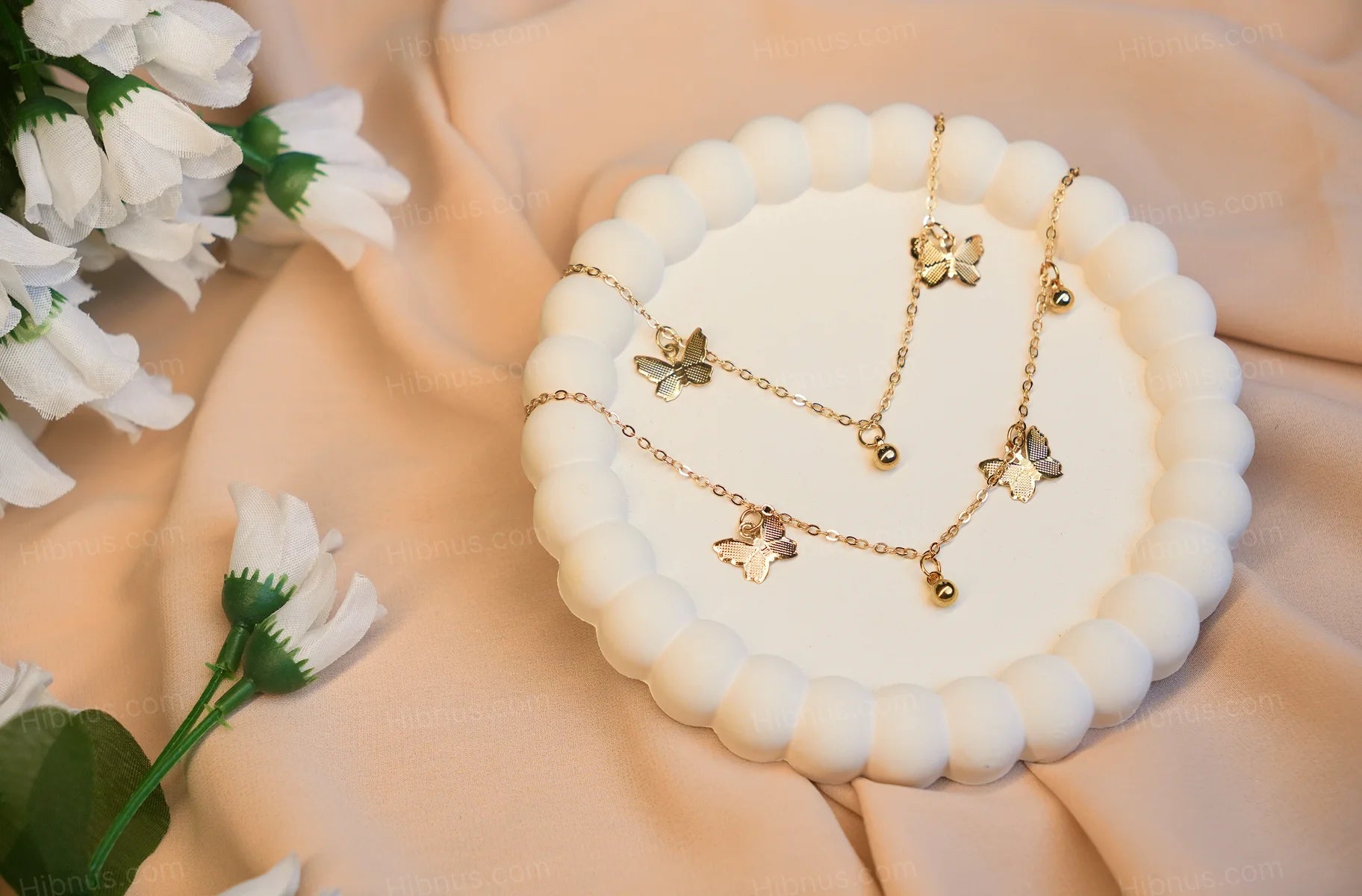 Golden Flutter Layered Necklace