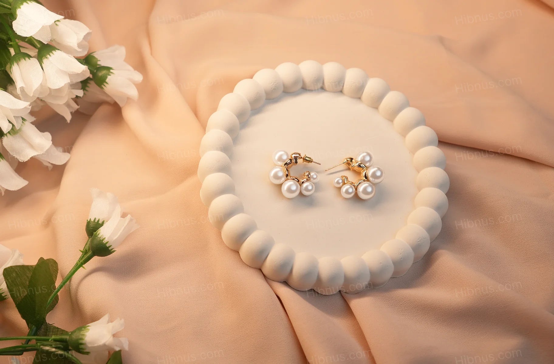 Korean retro C-shaped large pearl earrings