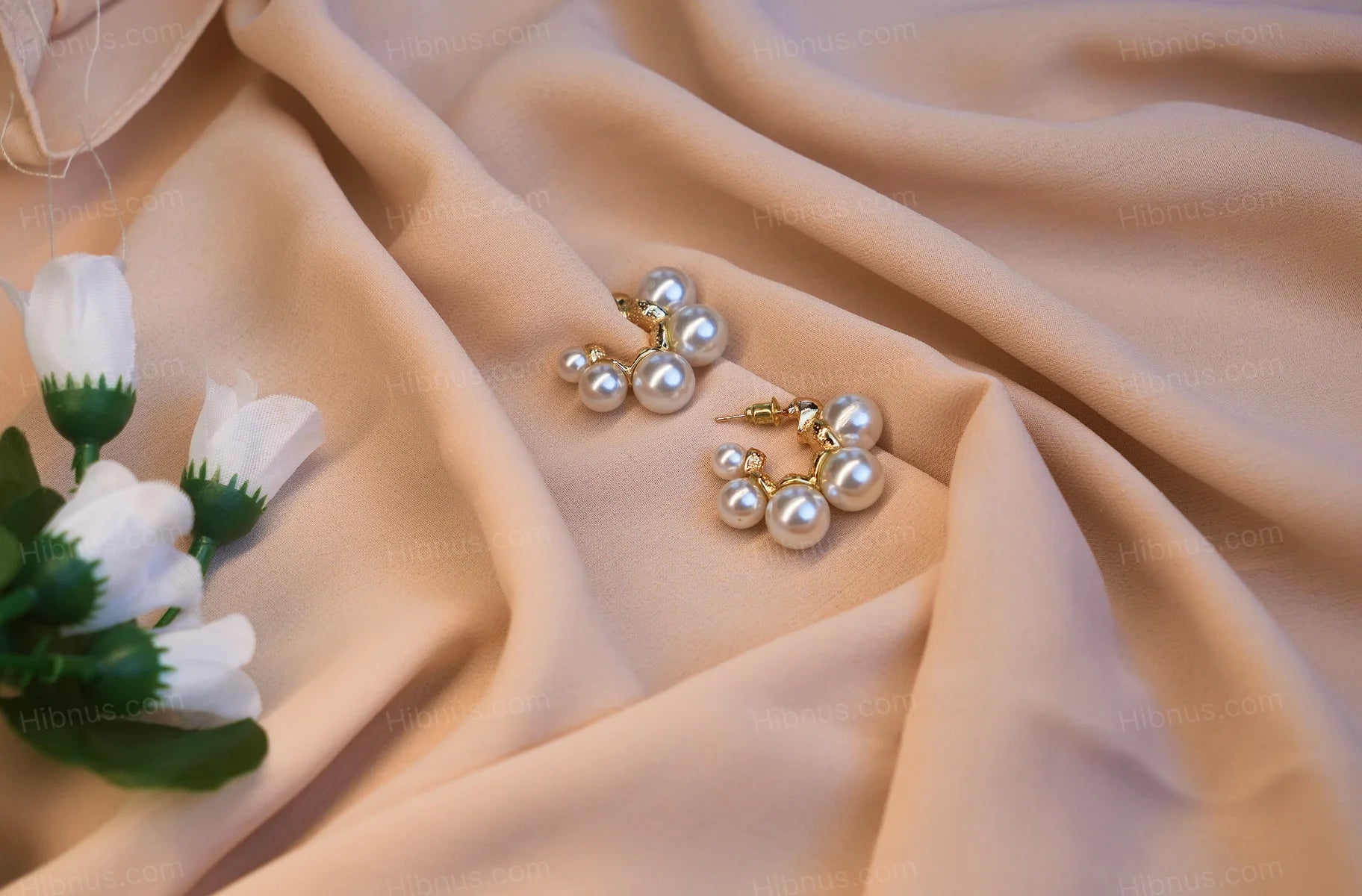 Korean retro C-shaped large pearl earrings