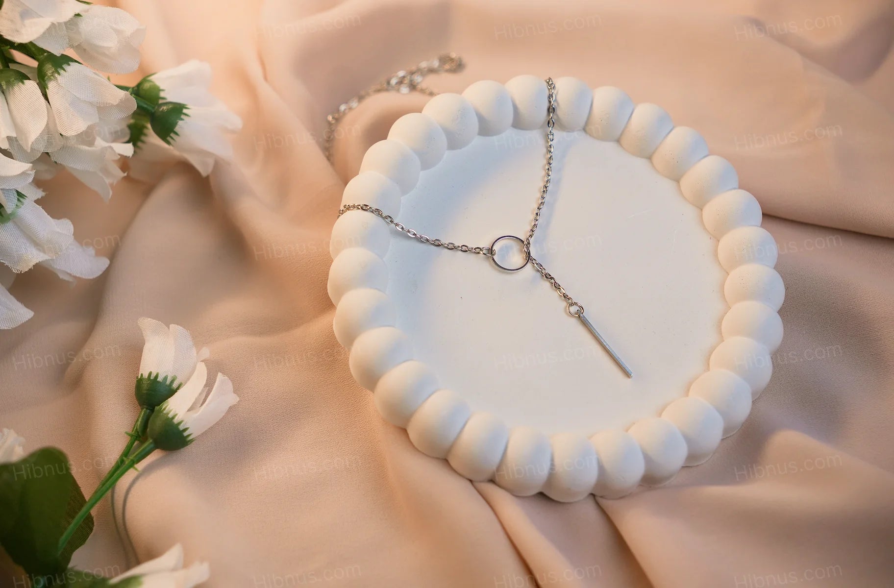 Minimalist Lariat Drop Necklace – sliver Tone