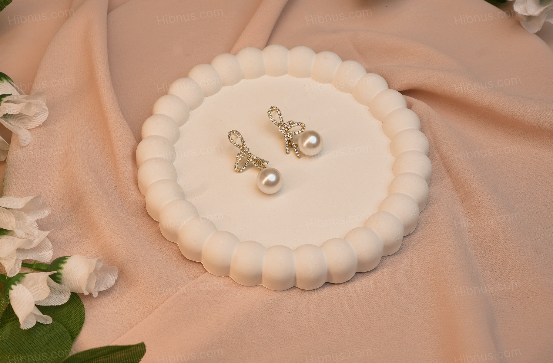  French Bow Pearl Earrings 