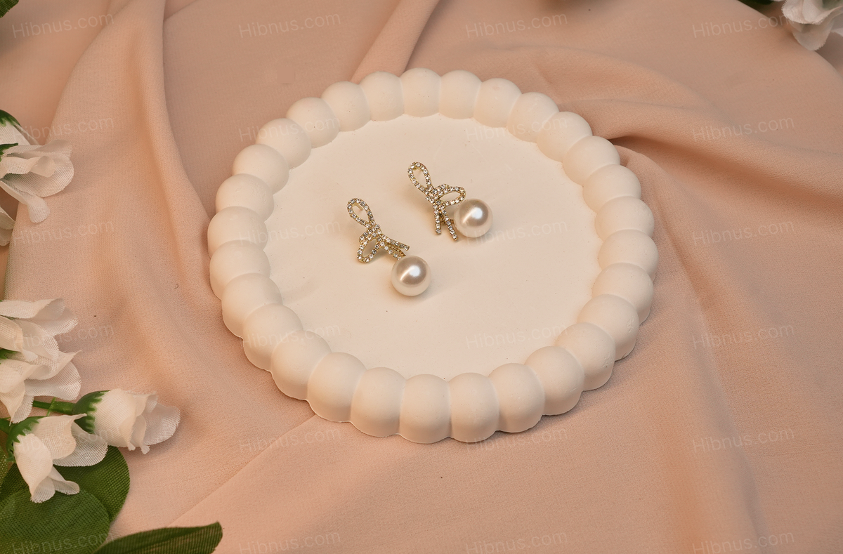  French Bow Pearl Earrings 