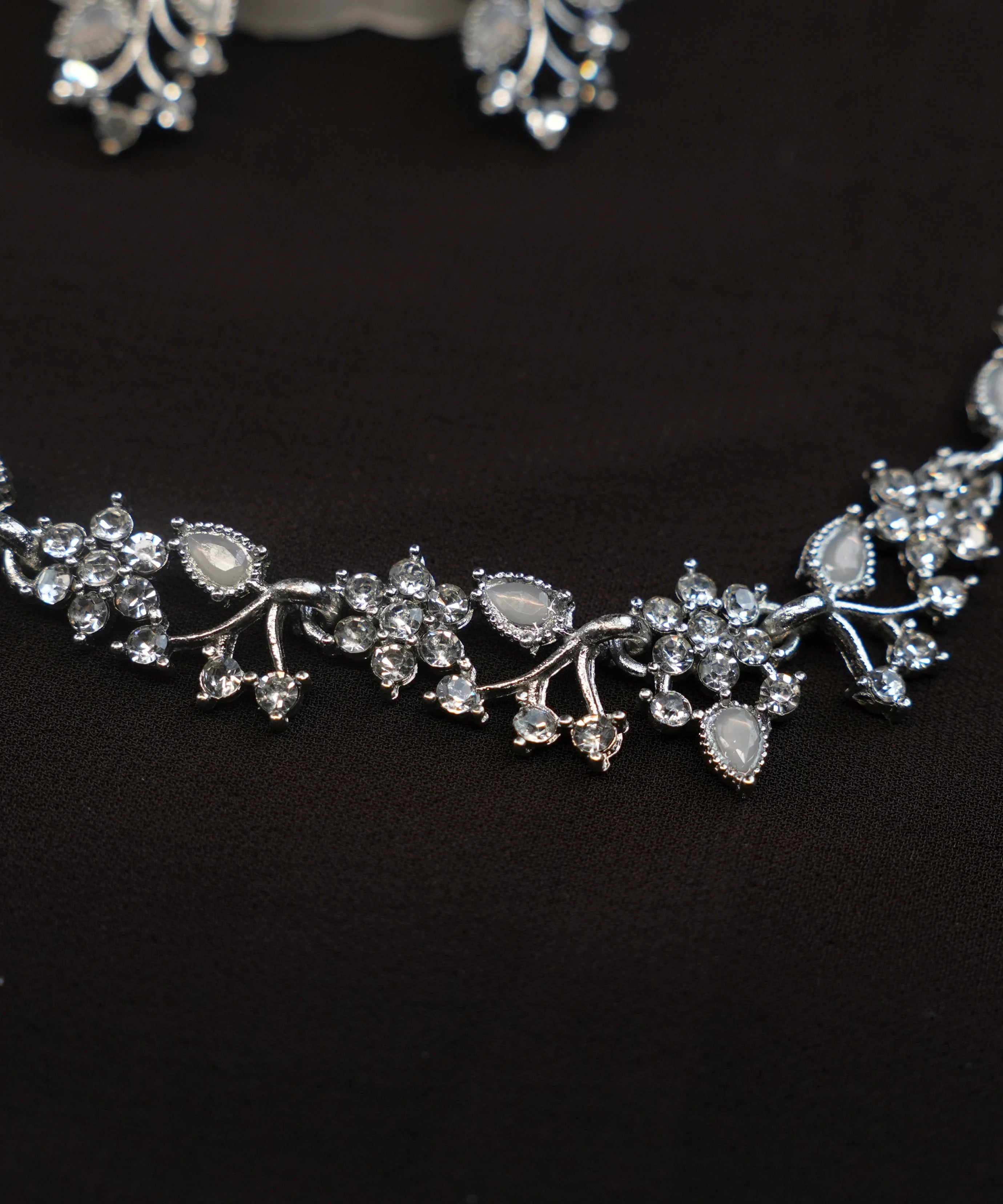 Rodhium Sliver Polish Zircon Ad Diamond Choker Set