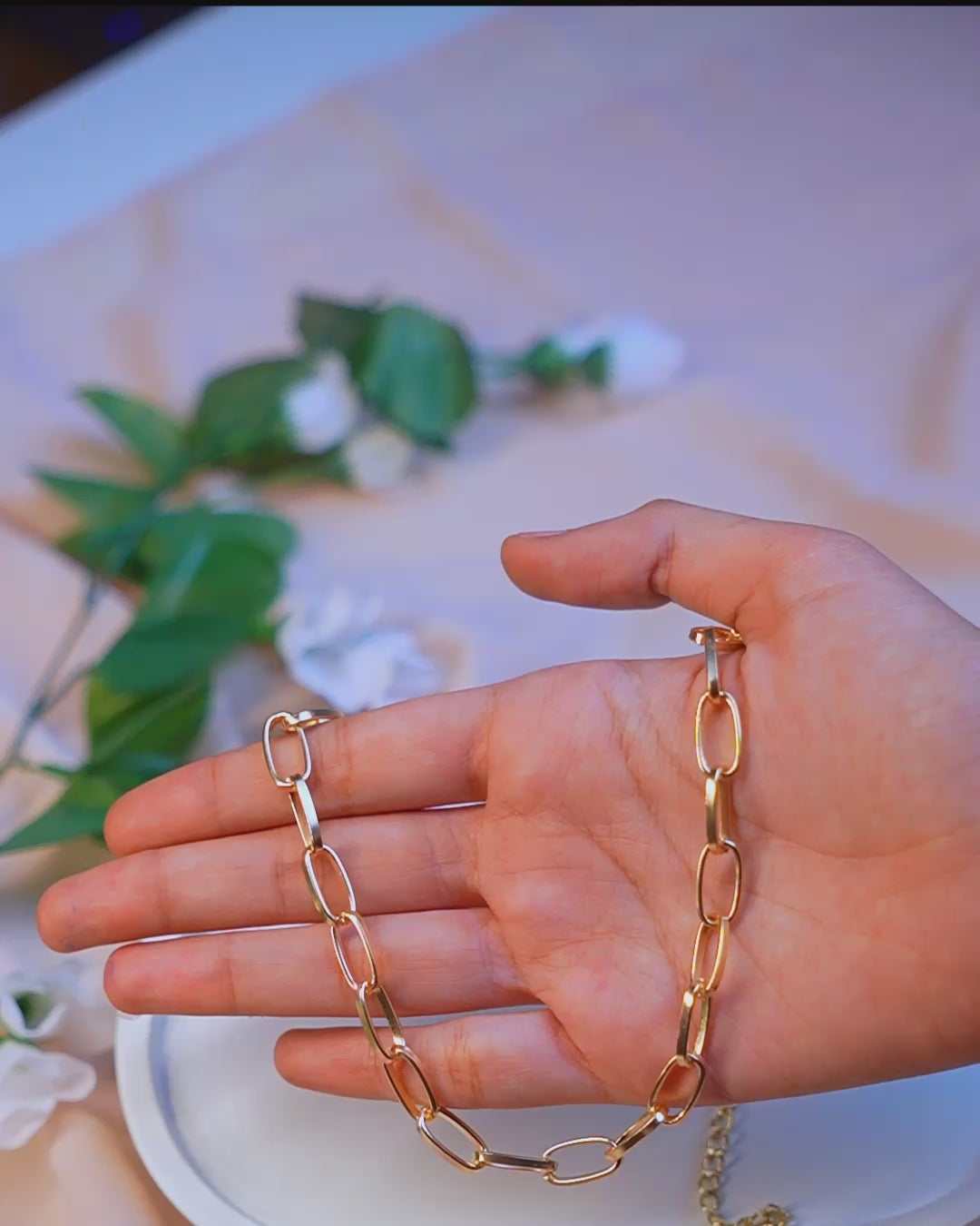 Minimalist Gold-Tone Link Chain Necklace